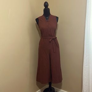Wide leg jumpsuit